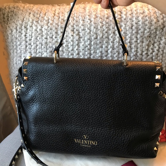 SOLD- ⛔️⛔️Valentino Garavani Pebbled Calfskin Rockstud bag - Picture 10 of 11